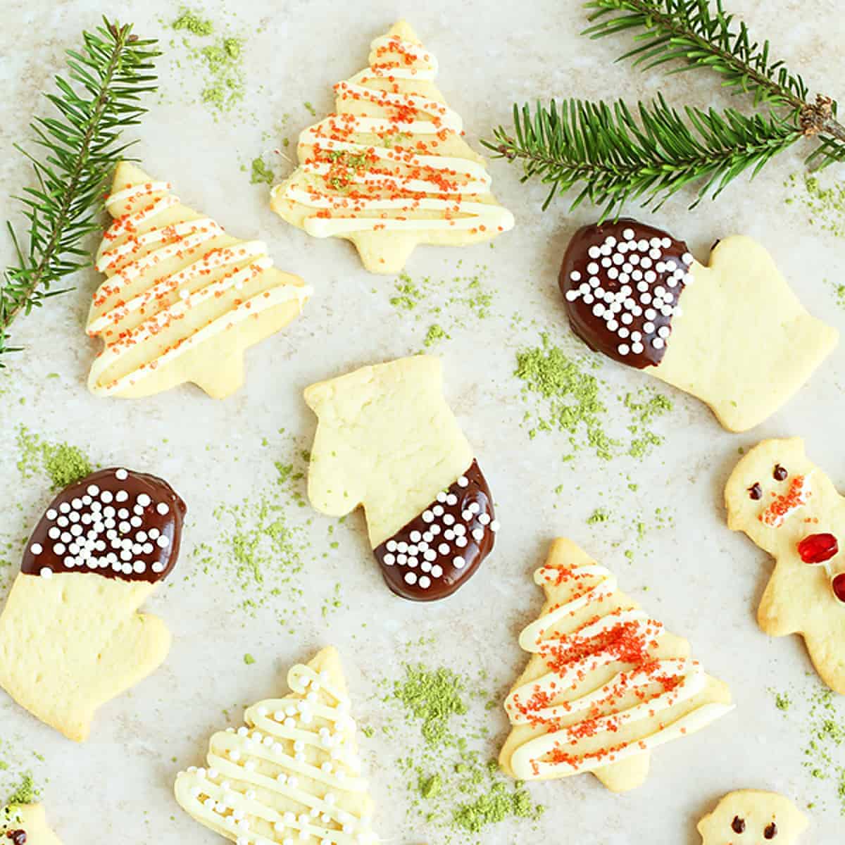 How to Make the Best Christmas Sugar Cookies - Ilona's Passion