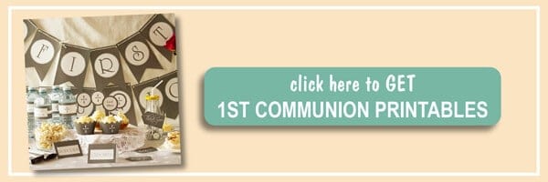 First Communion Party Ideas including favors, recipes for white chocolate cupcakes, mini pavlovas, gift ideas and printables. Beautiful communion decor by ilonaspassion.com I @ilonaspassion
