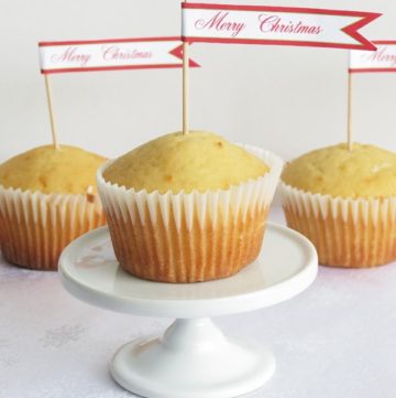 DIY How to Make your own Cupcake Flags + Free Printable Flag Cupcake Toppers by ilonaspassion.com