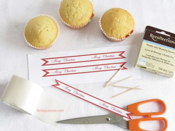 DIY How to Make your own Cupcake Flags + Free Printable Flag Cupcake Toppers by ilonaspassion.com