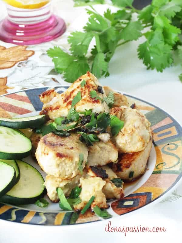 Easy and Healthy Honey Mustard Chicken Recipe by ilonaspassion.com