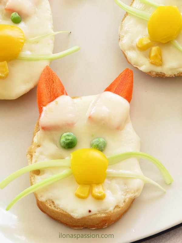 Easter Bunny Sandwiches by ilonaspassion.com
