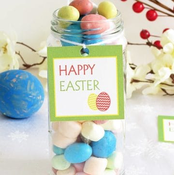 Free Printable Easter Tags - Free colorful printable party tag for Easter "Happy Easter" and a great gift ideas for holiday by ilonaspassion.com I @ilonaspassion