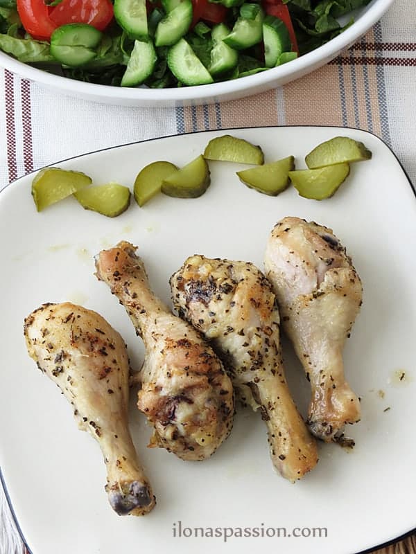 Tender, juicy and moist lemon pepper chicken by ilonaspassion.com