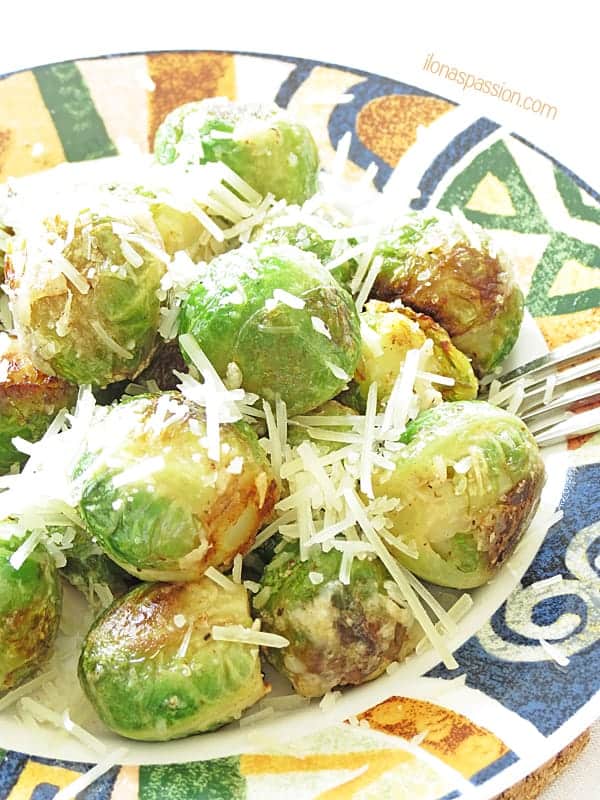 Buttery Parmesan Brussel Sprouts by ilonaspassion.com