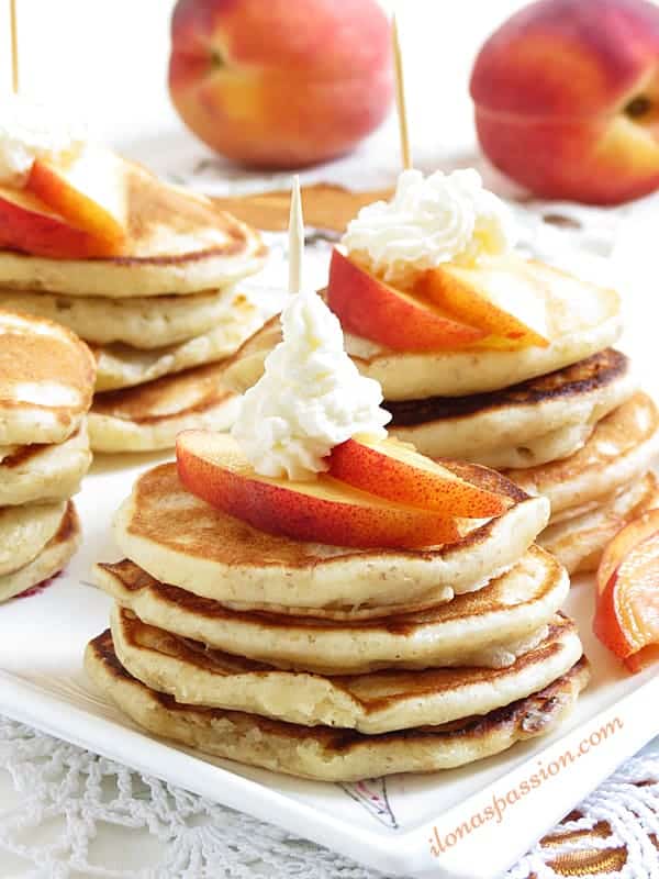 Peaches and Cream Mini Pancakes {Party Style}