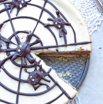 Impress your guests with Spider Web Double Decker Cheesecake by ilonaspassion.com