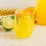 Healthy orange lime refresher recipe made with fresh fruits and sweeten naturally with honey. Cool off with this drink during hot days. by ilonaspassion.com I @ilonaspassion