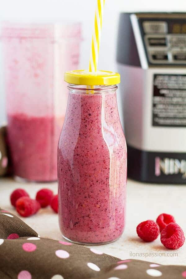 Frozen berry smoothie with mixed fruits is dairy free and healthy.
