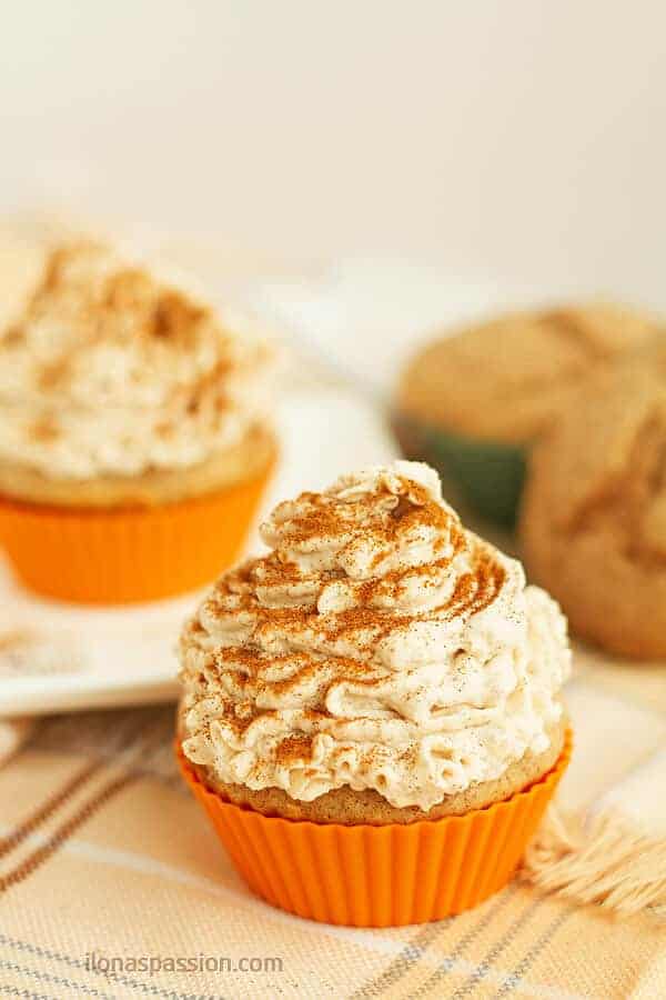 Churro Cupcakes