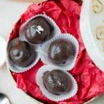 Energy balls are great edible gift idea, made with only real food ingredients by ilonaspassion.com I @ilonaspassion