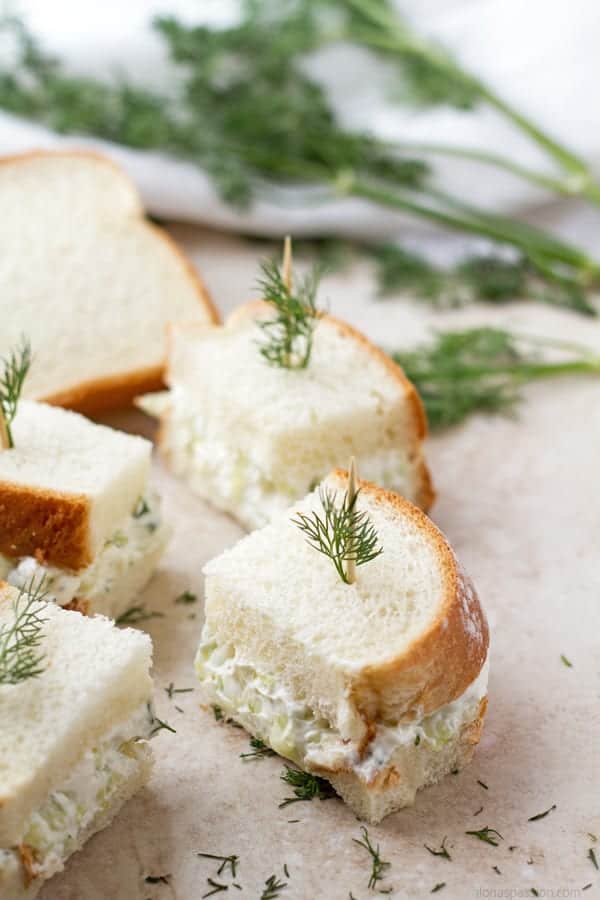 Finger sandwiches with cucumber, cream cheese