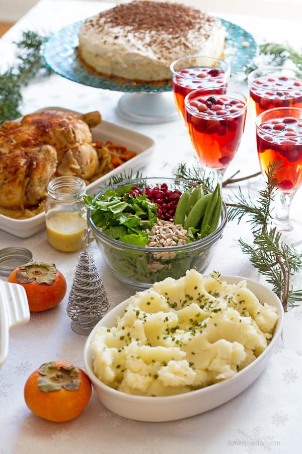 Christmas dinner menu with potatoes and chicken.