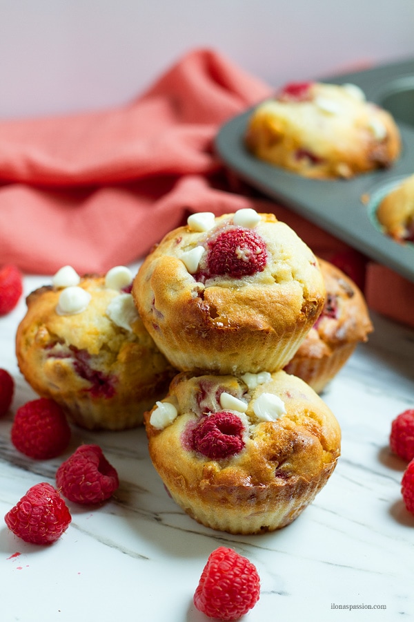 Muffins with fresh raspberries and white chocolate chips.