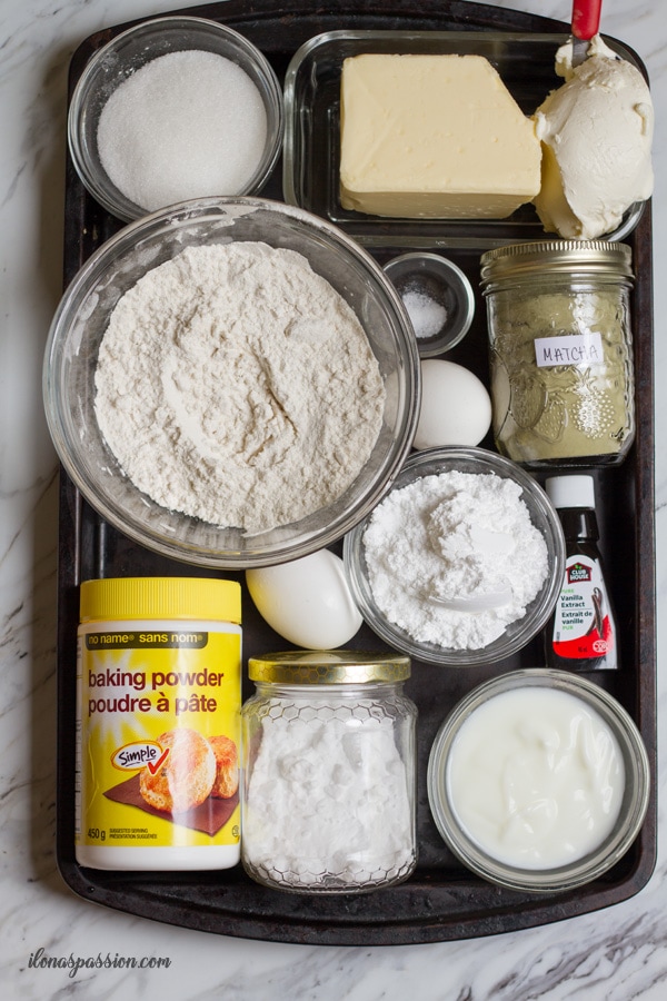 Flour, matcha, eggs, sugar, baking powder, baking soda, vanilla, butter, cream cheese, salt.