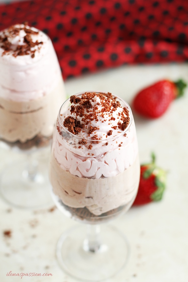Chocolate and strawberries whipped cream recipe in a glass.